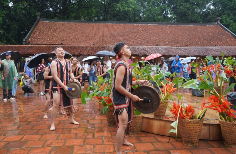 ‘Hội tụ di sản’ mở màn Festival Thăng Long – Hà Nội 2025 ‘Hội tụ di sản’ mở màn Festival Thăng Long – Hà Nội 2025