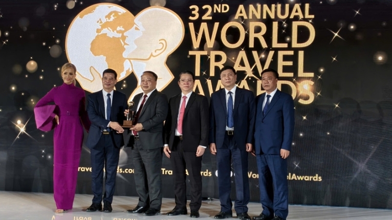 Cao nguyên đá Đồng Văn nhận danh hiệu "Điểm đến văn hóa hàng đầu thế giới 2025"