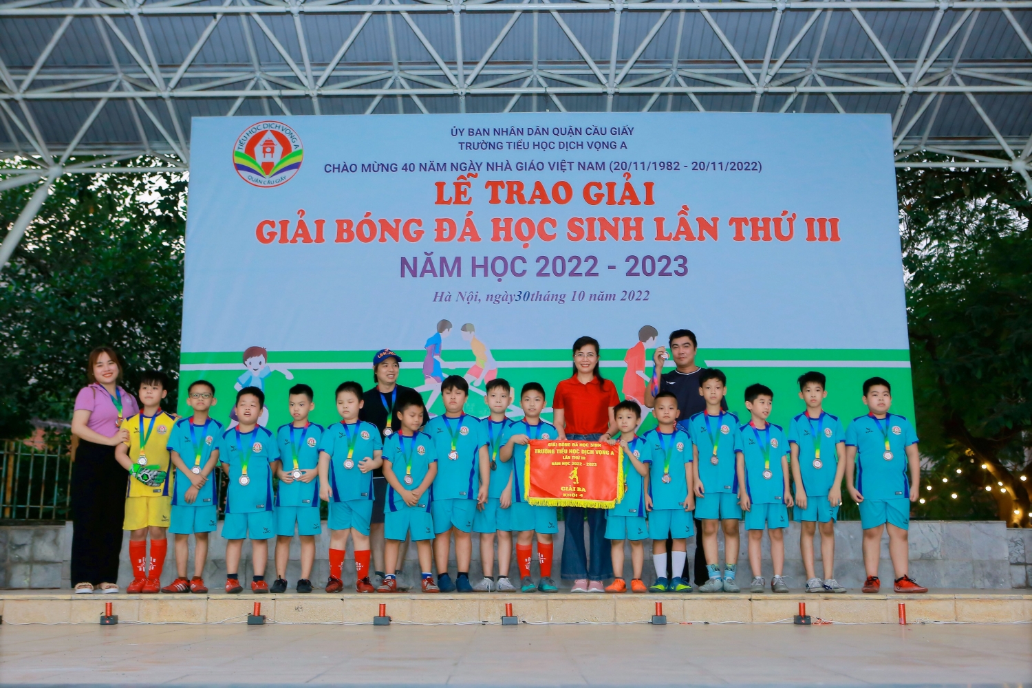 Trường Tiểu học Dịch Vọng A tổ chức thành công “Giải bóng đá học sinh lần thứ III năm học 2022-2023” Trường Tiểu học Dịch Vọng A tổ chức thành công “Giải bóng đá học sinh lần thứ III năm học 2022-2023”
