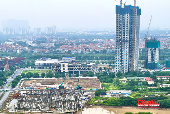 Lãi suất tăng, bất động sản chịu sức ép kép