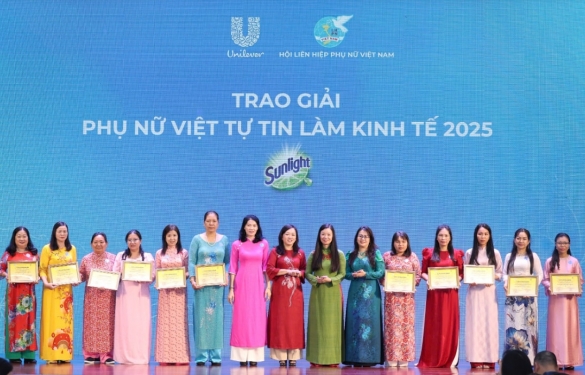 Trao 30 giải ý tưởng khởi nghiệp trong chương trình Phụ nữ Việt tự tin làm kinh tế