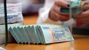 Ngân hàng ồ ạt phát hành trái phiếu trước áp lực tăng trưởng tín dụng