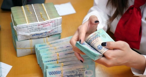Tín dụng dẫn dắt lợi nhuận, ngân hàng vẫn "vướng" câu chuyện nguồn vốn
