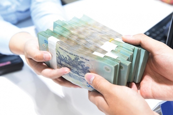 Vốn vay đắt đỏ hơn, doanh nghiệp xoay xở ra sao?