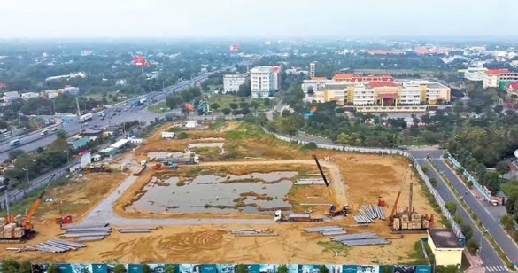 Doanh nghiệp địa ốc tăng tốc mở rộng quỹ đất
