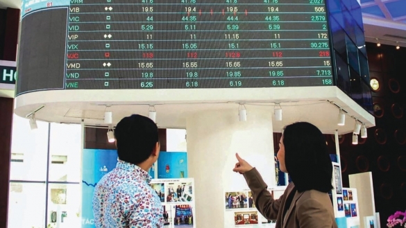 VN-Index sẽ lập đỉnh cao mới?