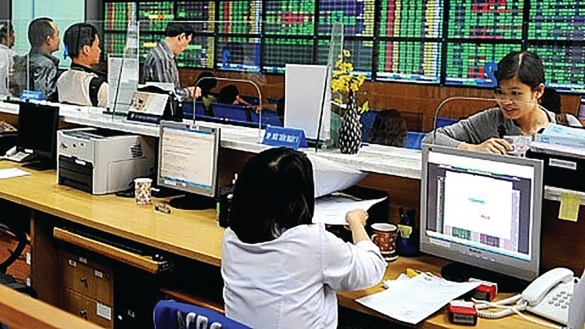 Nâng hạng đang ở rất gần, nâng VN-Index lên mục tiêu 1.800 điểm vào cuối năm