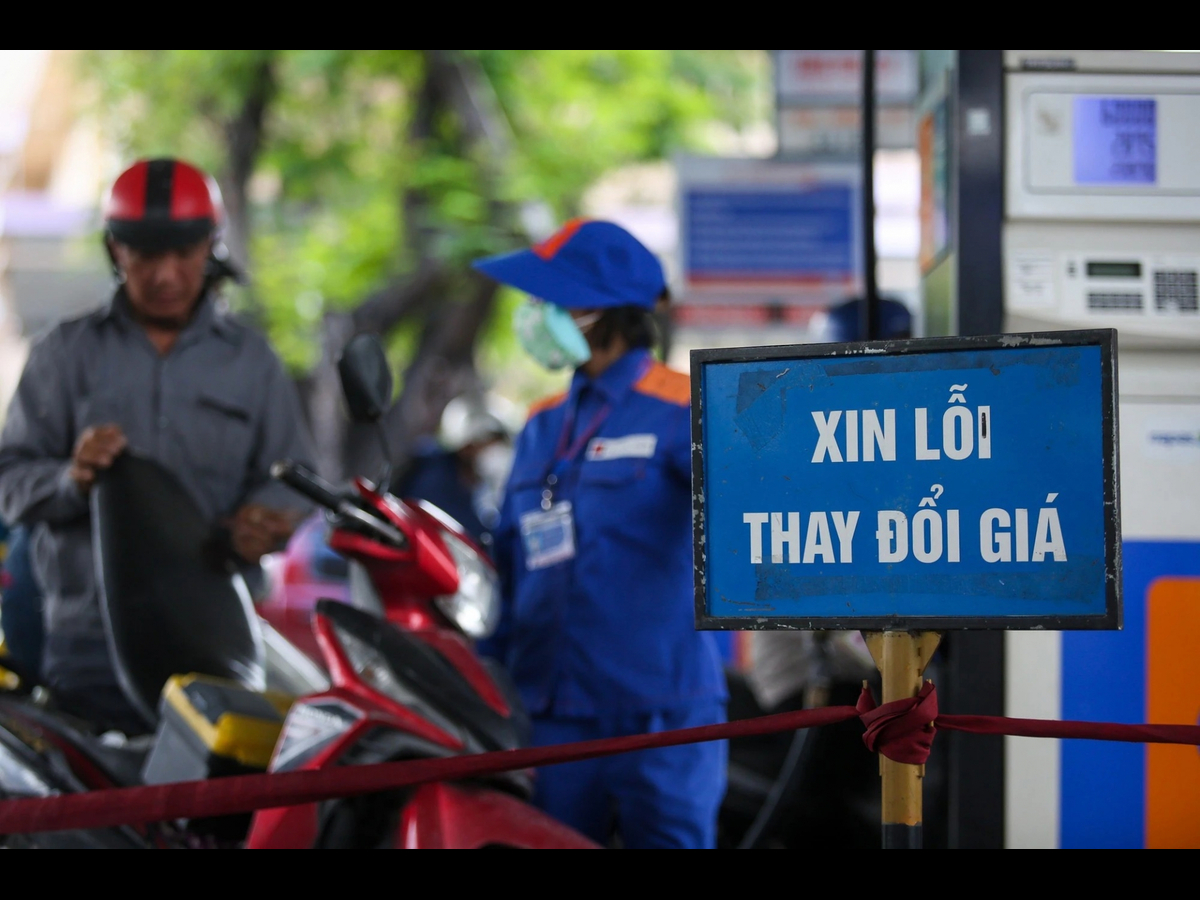 Dự thảo Nghị định kinh doanh xăng dầu 2026: Thị trường linh hoạt hơn, doanh nghiệp lớn có thêm lợi thế Dự thảo Nghị định kinh doanh xăng dầu 2026: Thị trường linh hoạt hơn, doanh nghiệp lớn có thêm lợi thế
