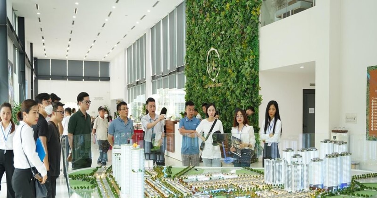 Doanh nghiệp địa ốc ồ ạt trở lại thị trường