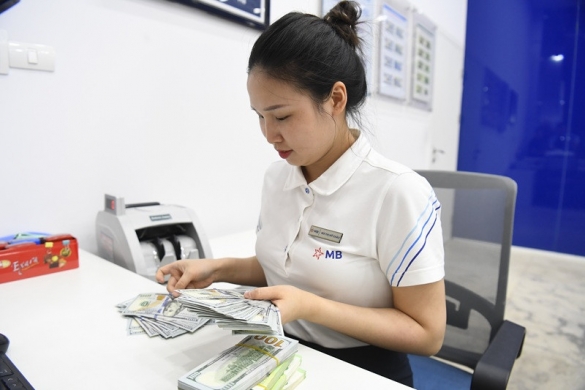 Cải cách các kênh huy động, bổ sung vốn cho hệ thống ngân hàng