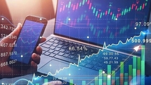 FPT, MSN, IJC được các quỹ mua ròng tháng 10, những mã nào bị bán ròng?