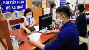 Tính ngưỡng nợ thuế bị hoãn xuất cảnh: Cần phân nhóm đối tượng