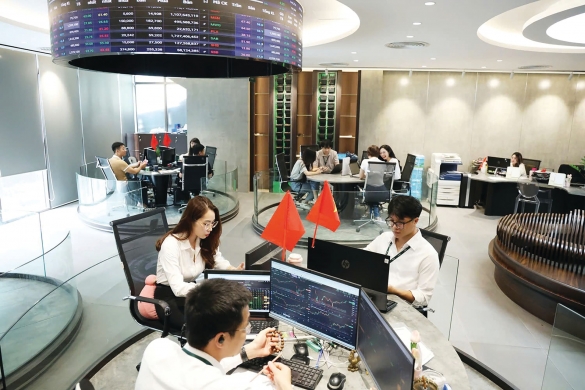 Chứng khoán cuối năm còn dư địa tăng?