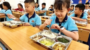 Đấu thầu suất ăn trưa cho học sinh tiểu học tại Hà Nội: Rút ngắn thời gian nhờ cơ chế đặc thù