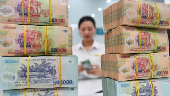 Cận Tết, ngân hàng dồn dập rao ban nợ xấu thu tiền tươi
