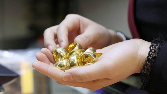 Giá vàng vượt 180 triệu/lượng: Cạm bẫy khi xếp hàng "mua bằng mọi giá"