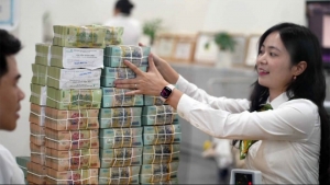 Sau đà tăng nóng, lãi suất tiết kiệm bắt đầu giảm