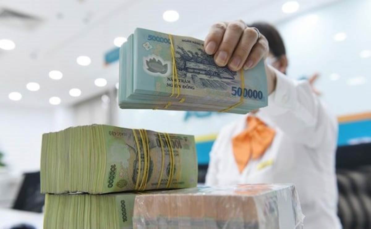 Tín dụng cạn sớm và bài toán bỏ hạn mức