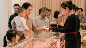 Giá vàng hôm nay 7/4: Trong nước neo giá khi thế giới tiếp tục giảm