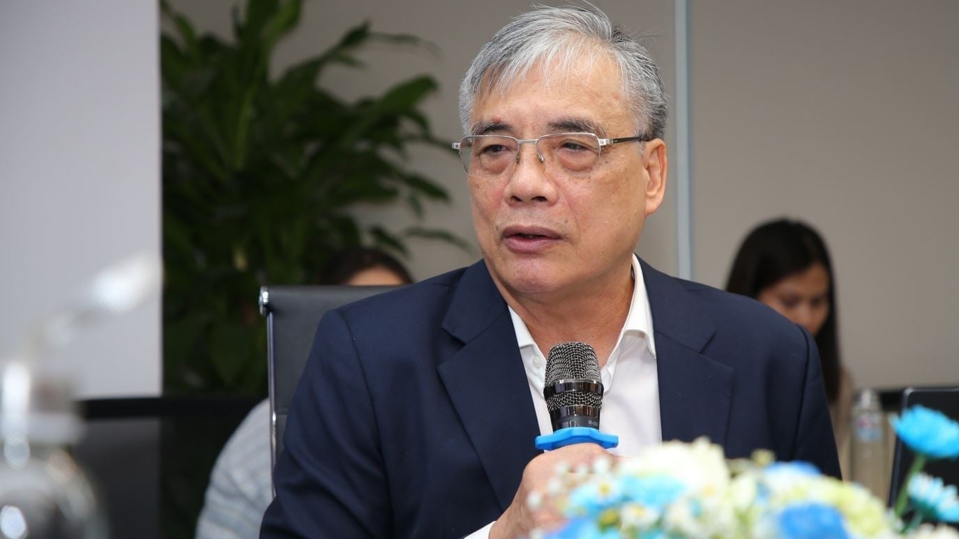 Muốn tăng trưởng đột phá, phải trao quyền "làm chủ" chương trình quốc gia cho tư nhân