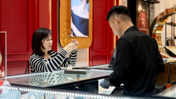 Giá vàng hôm nay 14/4: Tăng 2 triệu/lượng sau một đêm