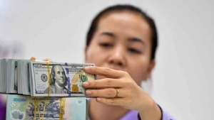 Giám sát chặt tăng trưởng tín dụng; lãi suất liên ngân hàng hạ nhiệt