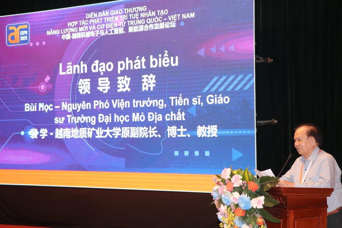 Việt Nam, Trung Quốc hợp tác phát triển công nghiệp, năng lượng mới