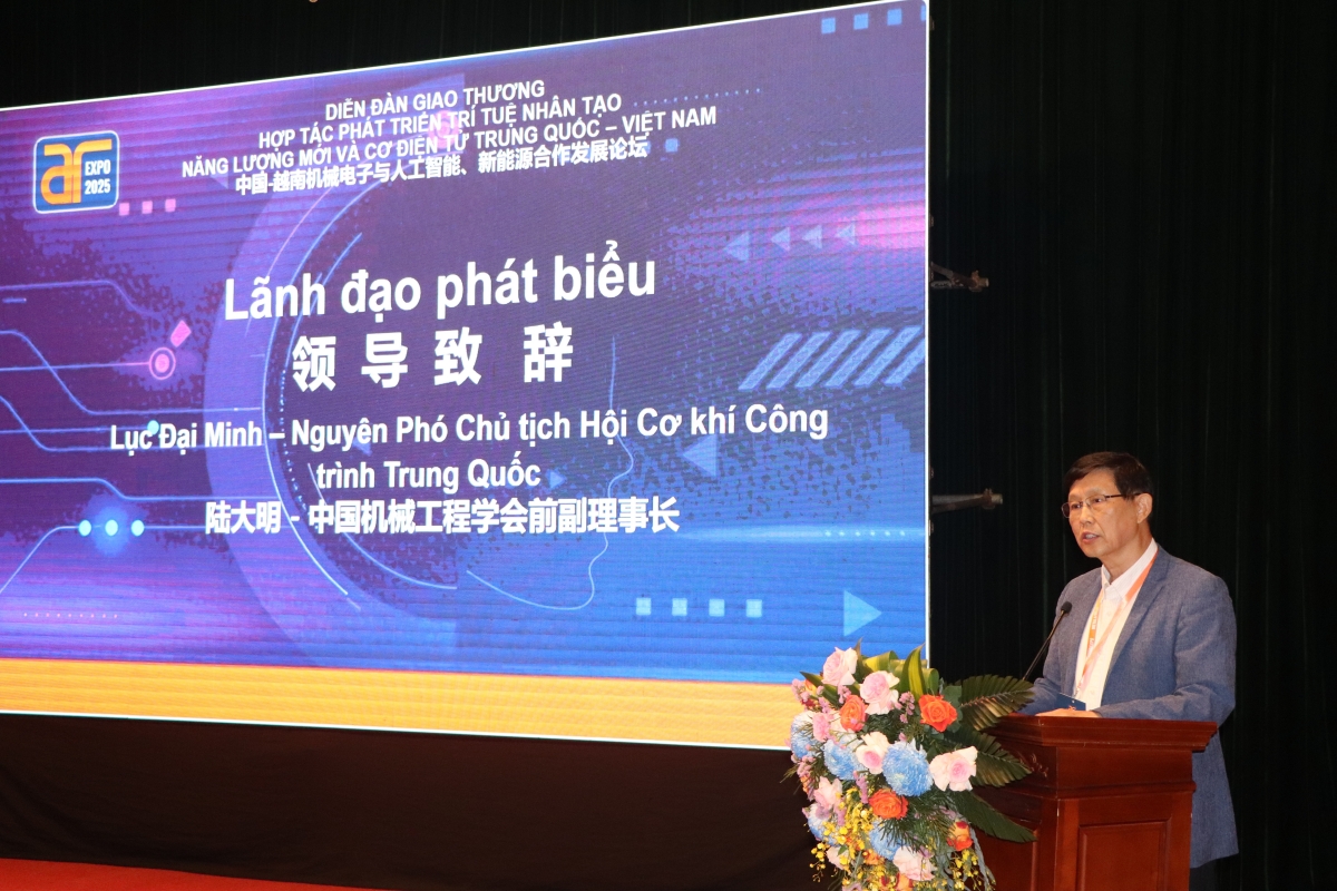 Việt Nam, Trung Quốc hợp tác phát triển công nghiệp, năng lượng mới