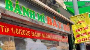 TP. HCM: Bánh mì, hủ tiếu... đồng loạt tăng giá