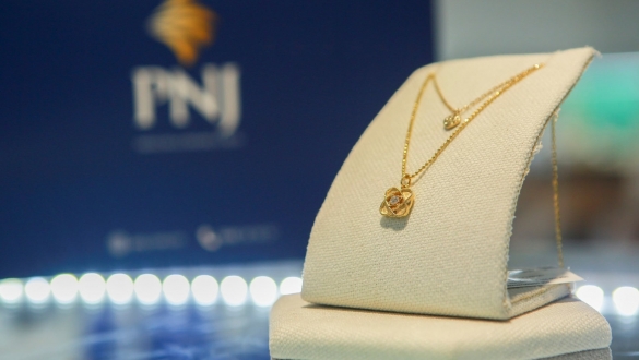 PNJ tiếp tục bị bán tháo: "Chất sàn" gần 16 triệu cổ phiếu, vốn hóa bốc hơi quá một nửa