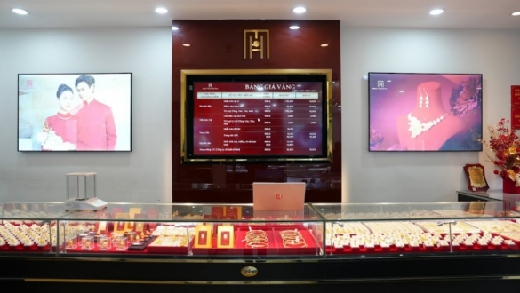 Giá vàng hôm nay 31/7: Liên tục trồi sụt, khó giữ đà phục hồi