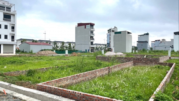 Săn đất nền thời giá giảm sâu: Cơ hội đầu tư còn ở đâu?