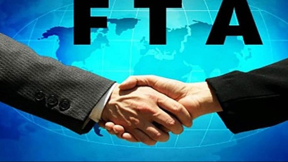 Kim ngạch xuất nhập khẩu cao nhất lịch sử, thặng dư gần 20 tỷ USD