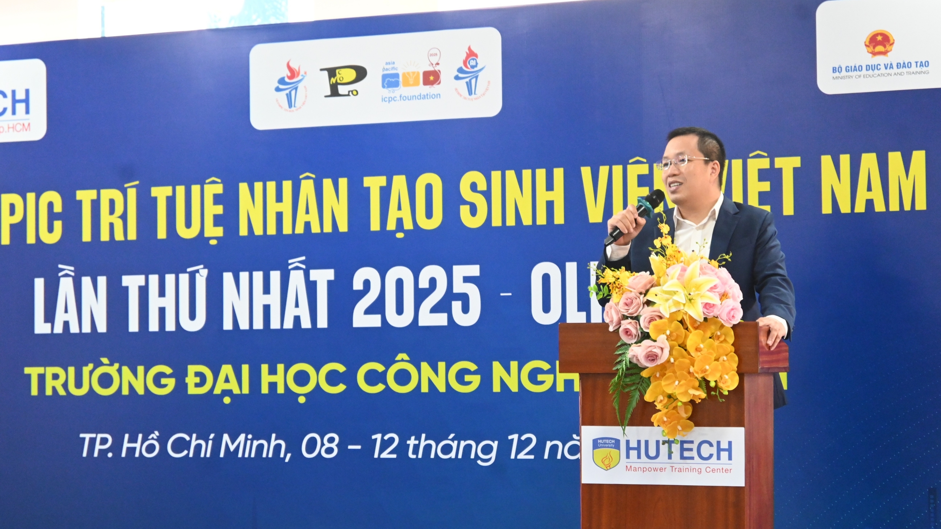 Gần 200 sinh viên bước vào kỳ thi Olympic Trí tuệ nhân tạo Sinh viên Việt Nam lần đầu tiên