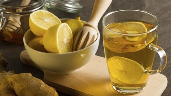 Nước chanh gừng ấm: Thức uống tốt cho hệ miễn dịch mùa đông