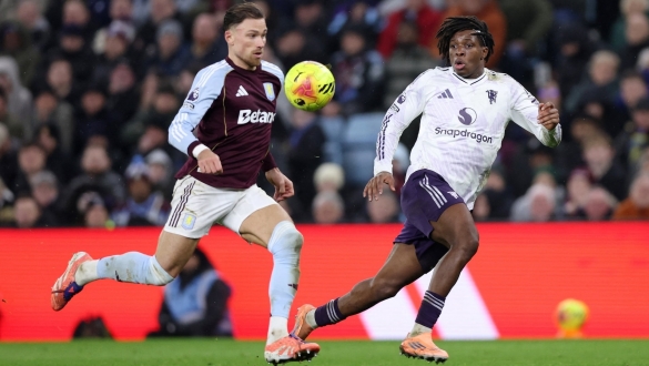 Man Utd gục ngã trước Aston Villa